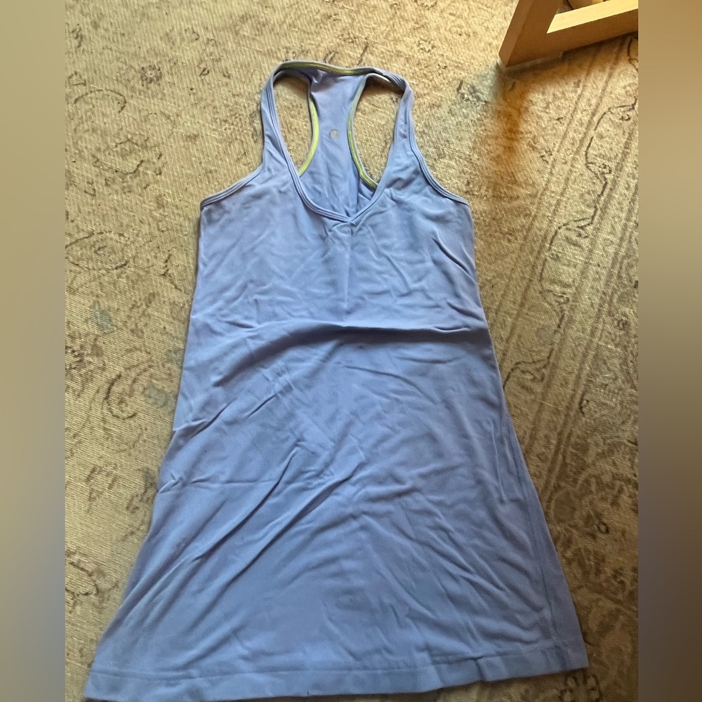 Lululemon tank